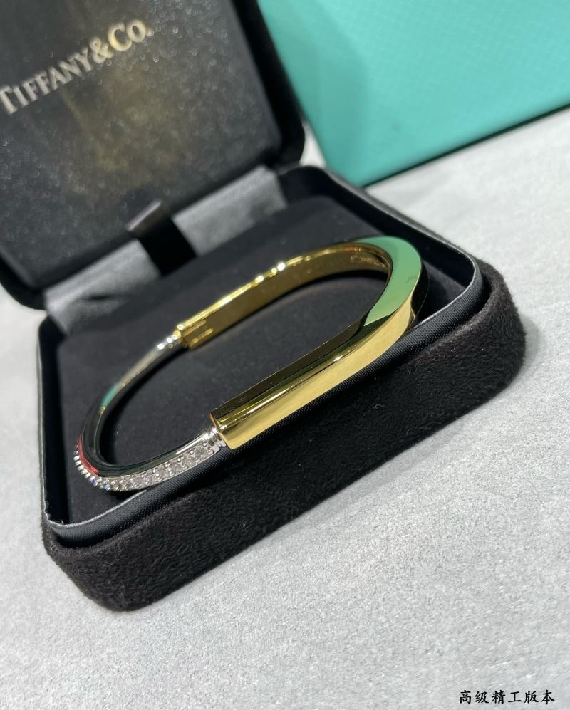 T*f*ny bracelets